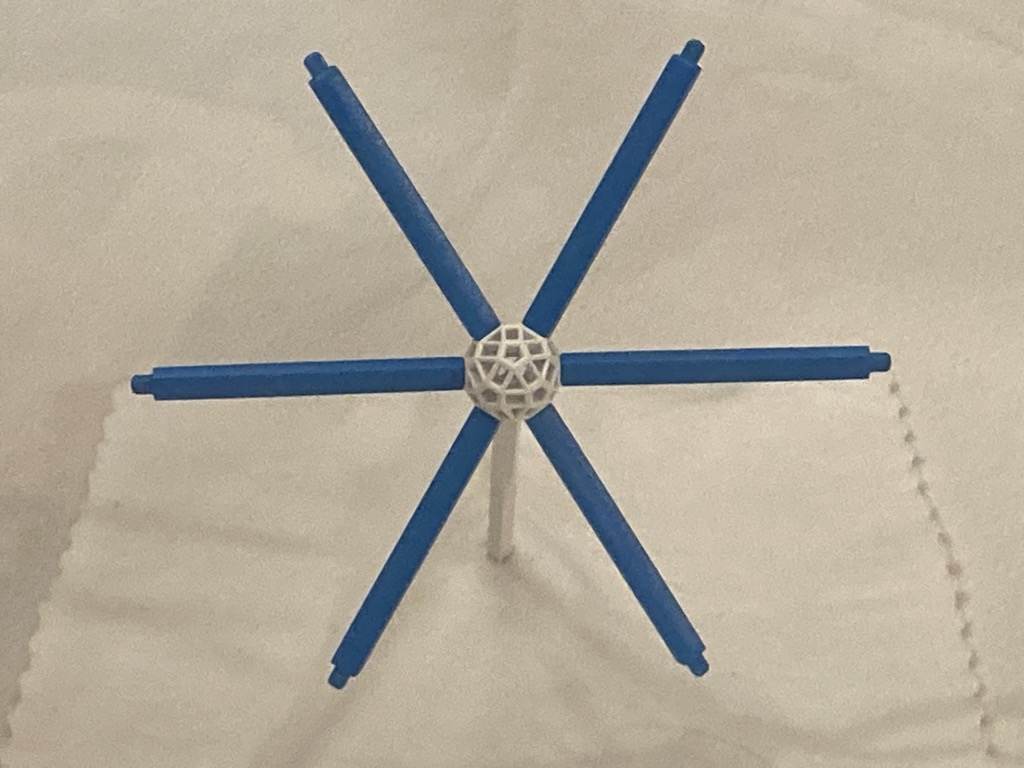 The three-axis blue (V) plane The three-axis blue (V) plane